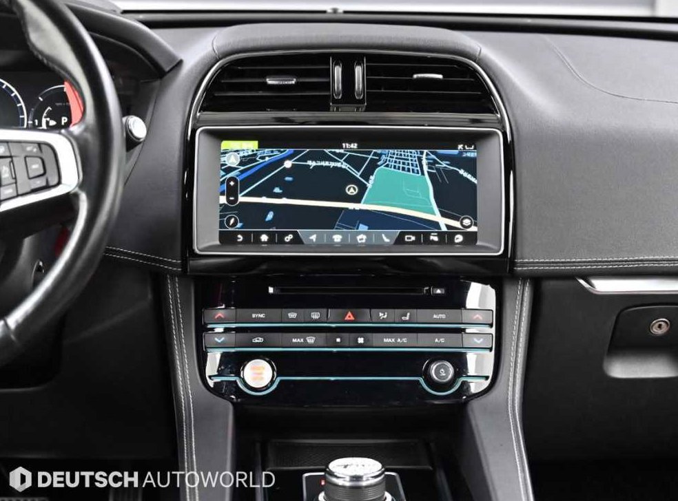 재규어 F-PACE 30d S 사진 14