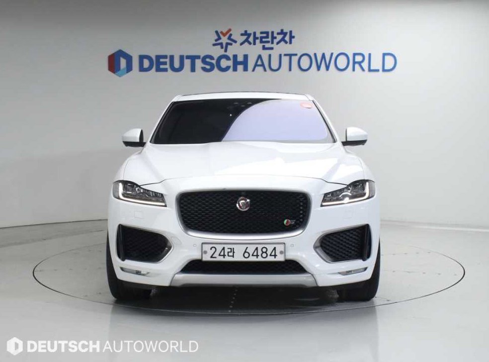 재규어 F-PACE 30d S 사진 3