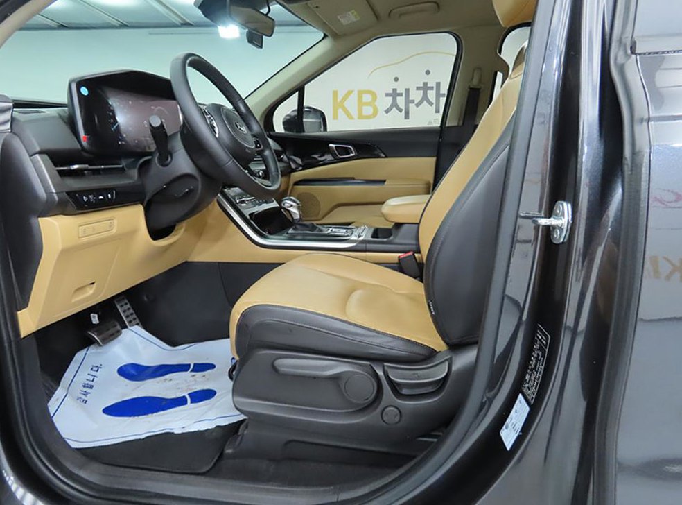 기아 카니발 디젤 9인승 프레스티지 사진 5