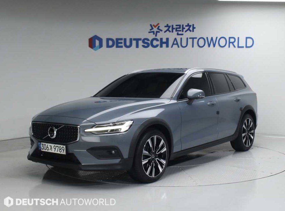 볼보 V60 2.0 B5 프로 AWD