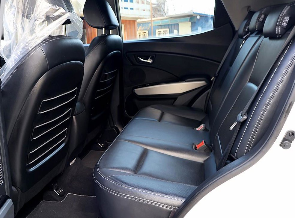 KG모빌리티(쌍용)  티볼리 가솔린 2WD 1.6 LX 사진 12