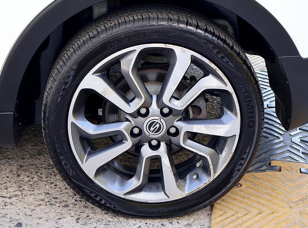 KG모빌리티(쌍용)  티볼리 가솔린 2WD 1.6 LX 사진 18