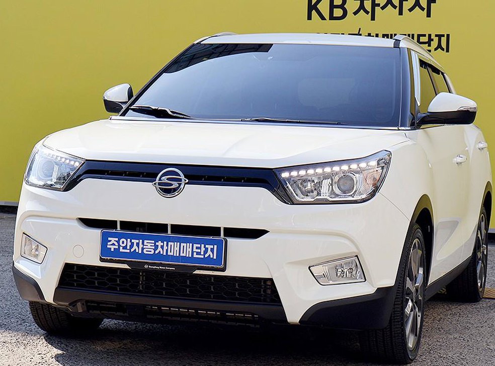 KG모빌리티(쌍용)  티볼리 가솔린 2WD 1.6 LX 사진 2