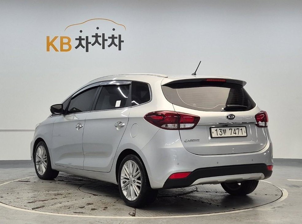 기아 카렌스 2.0 LPI 프레스티지 사진 2