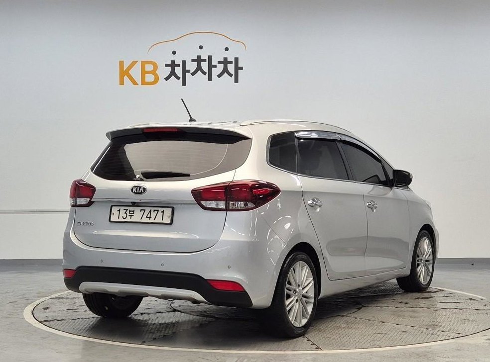기아 카렌스 2.0 LPI 프레스티지 사진 3