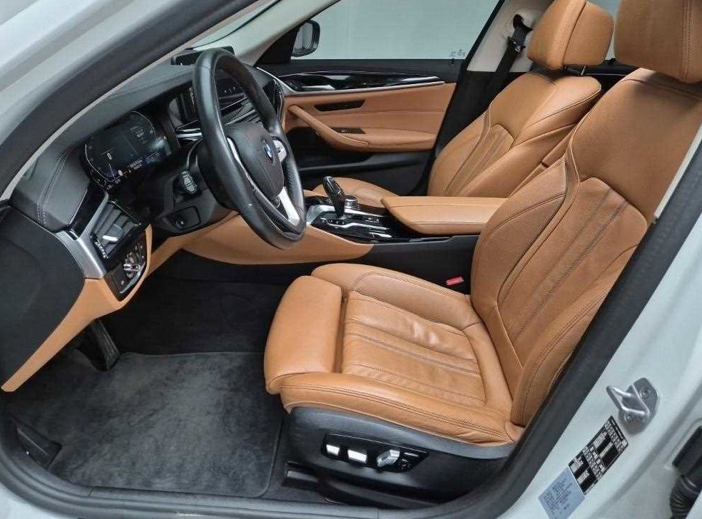BMW 5시리즈 520i 럭셔리 사진 11
