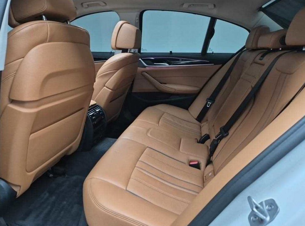 BMW 5시리즈 520i 럭셔리 사진 12