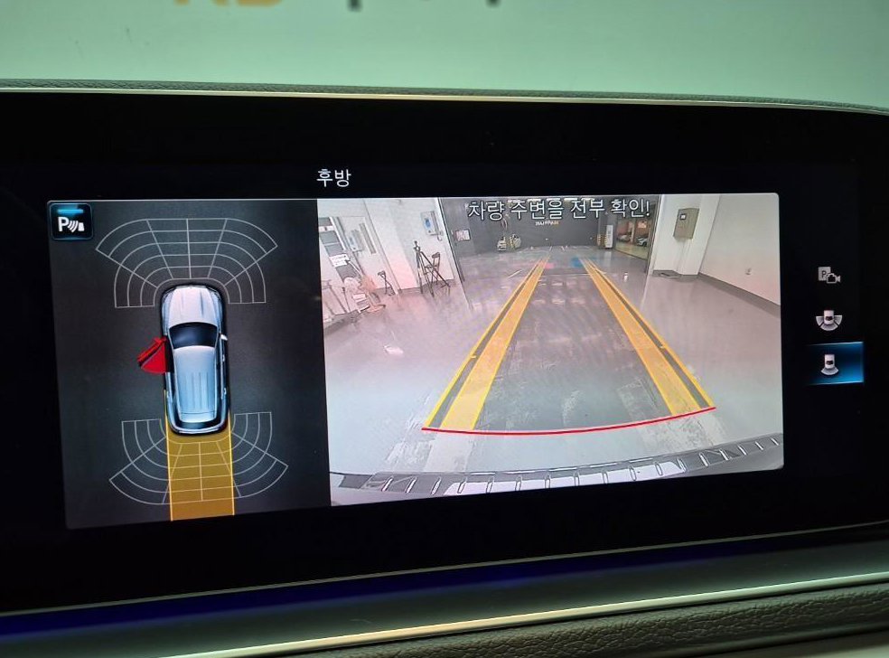 벤츠 GLE 클래스 GLE 300d 4MATIC 사진 11
