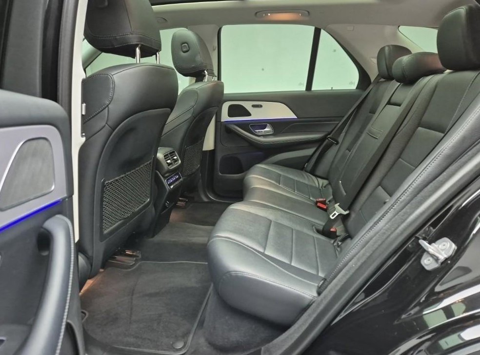 벤츠 GLE 클래스 GLE 300d 4MATIC 사진 8