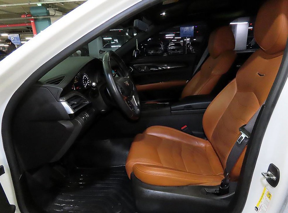 캐딜락 CT6 2.0 T 사진 6
