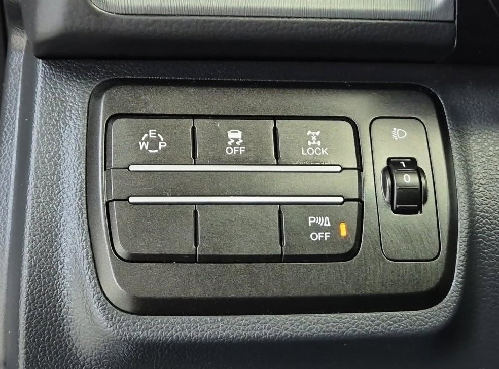 KG모빌리티(쌍용)  티볼리 4WD 가솔린 LX 사진 15