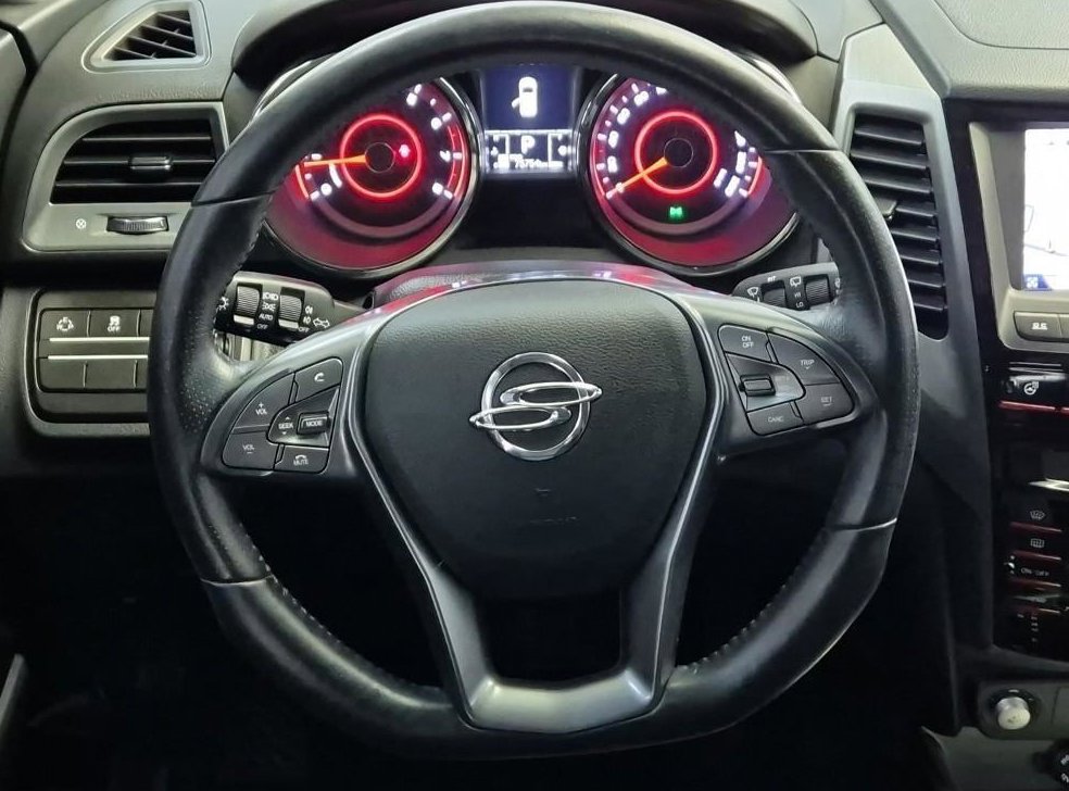 KG모빌리티(쌍용)  티볼리 4WD 가솔린 LX 사진 8
