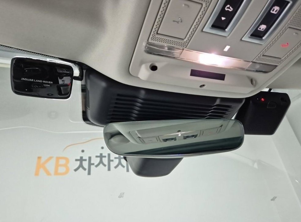 랜드로버 레인지로버 이보크 P250 SE 사진 17