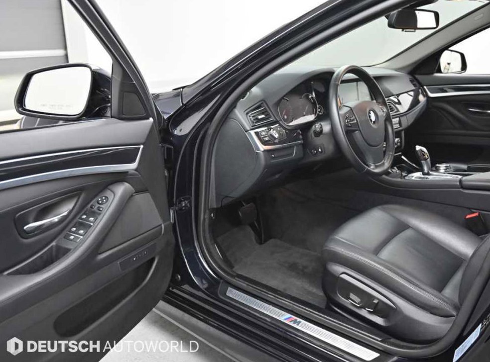 BMW 5시리즈 520d xDrive M 에어로다이나믹 사진 10