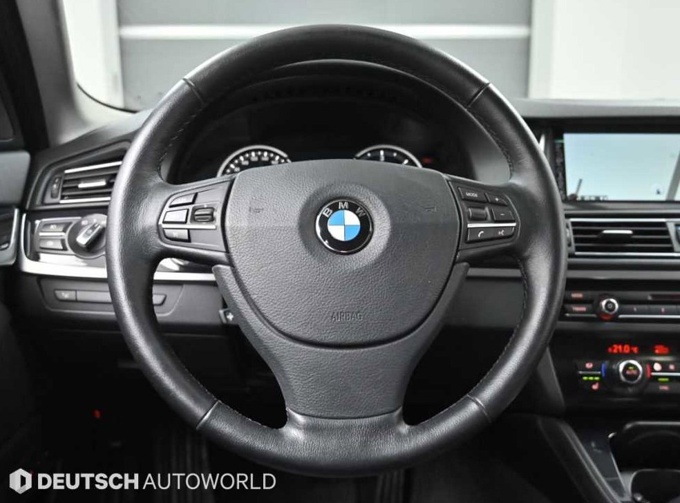 BMW 5시리즈 520d xDrive M 에어로다이나믹 사진 14