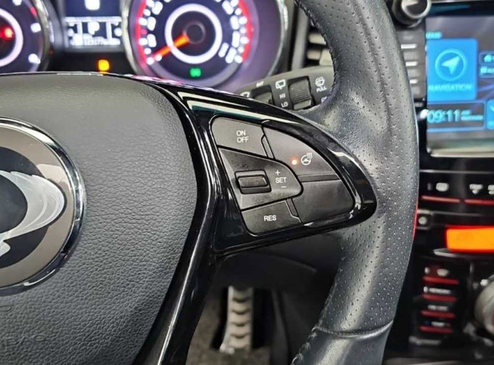 KG모빌리티(쌍용)  티볼리 4WD 디젤 1.6 RX 사진 12