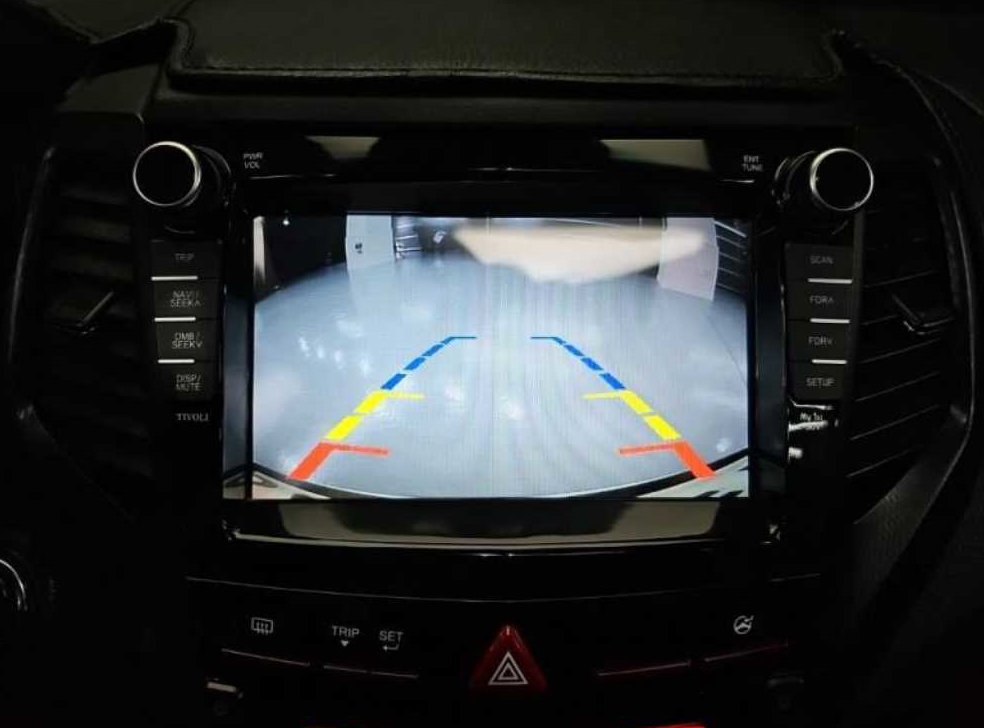 KG모빌리티(쌍용)  티볼리 4WD 디젤 1.6 RX 사진 9