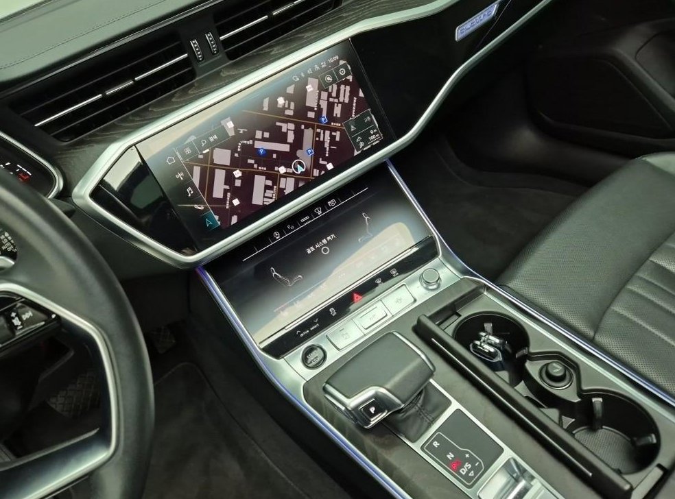 아우디 A6 45 TFSI 콰트로 프리미엄 사진 13