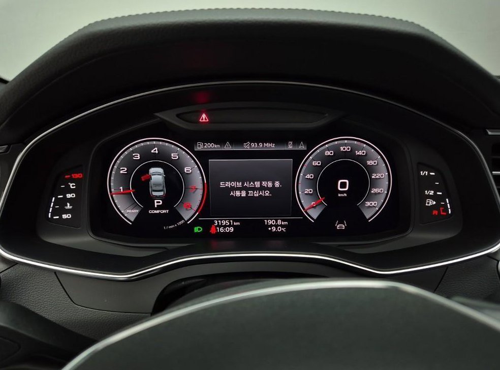 아우디 A6 45 TFSI 콰트로 프리미엄 사진 17