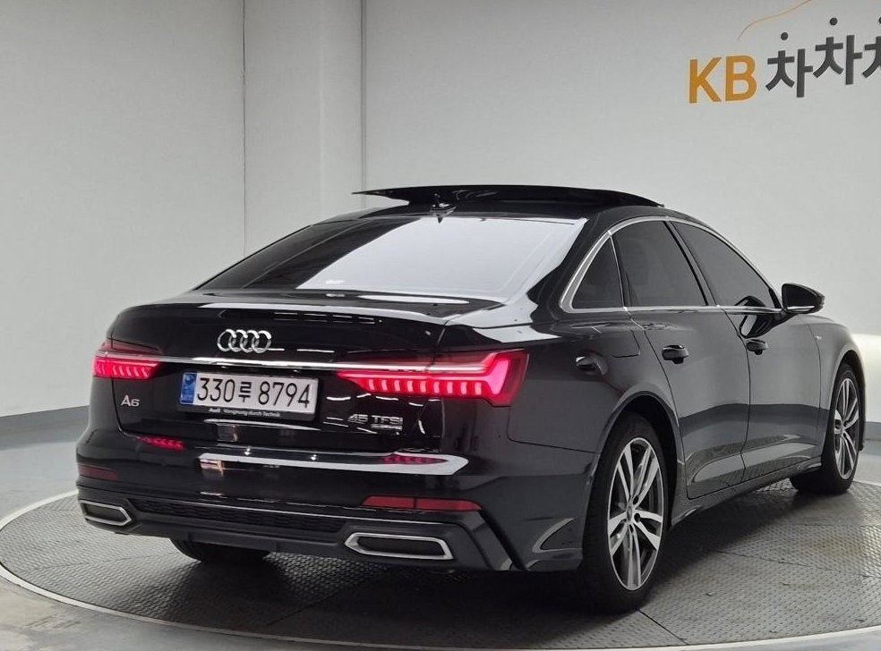 아우디 A6 45 TFSI 콰트로 프리미엄 사진 3