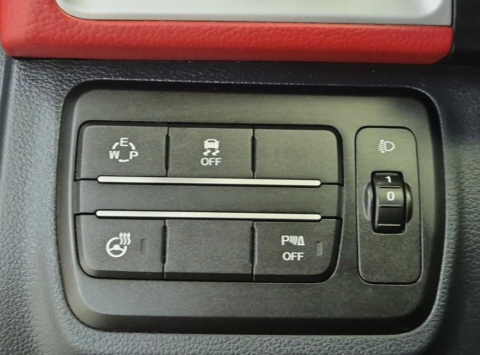 KG모빌리티(쌍용)  티볼리 가솔린 2WD 1.6 LX 사진 16