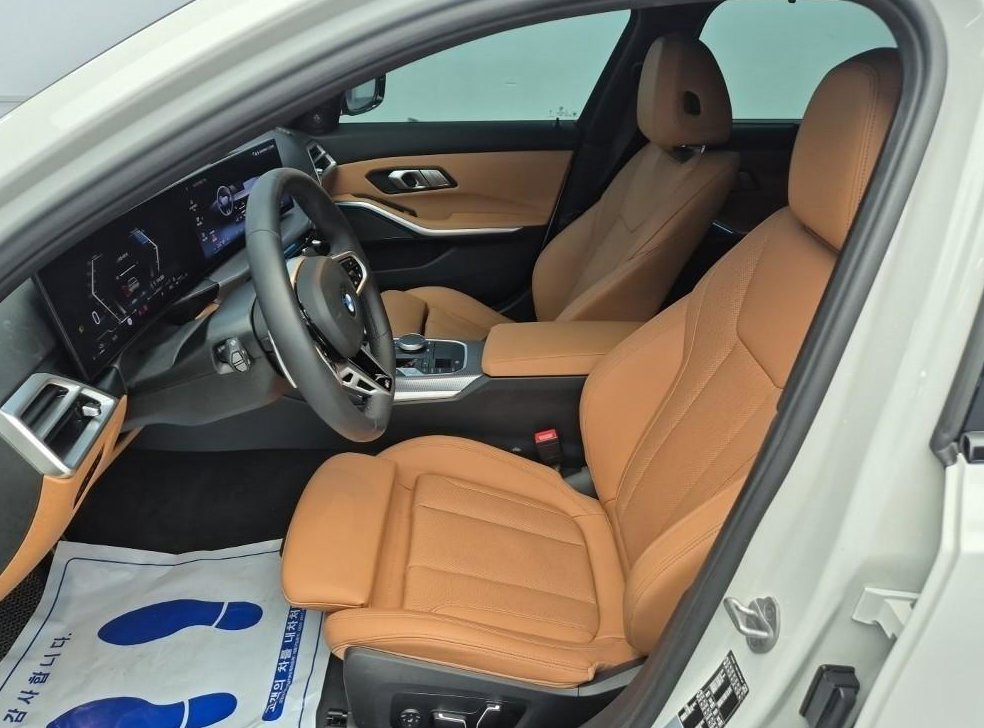 BMW 3시리즈 320d 투어링 M 스포츠 사진 15