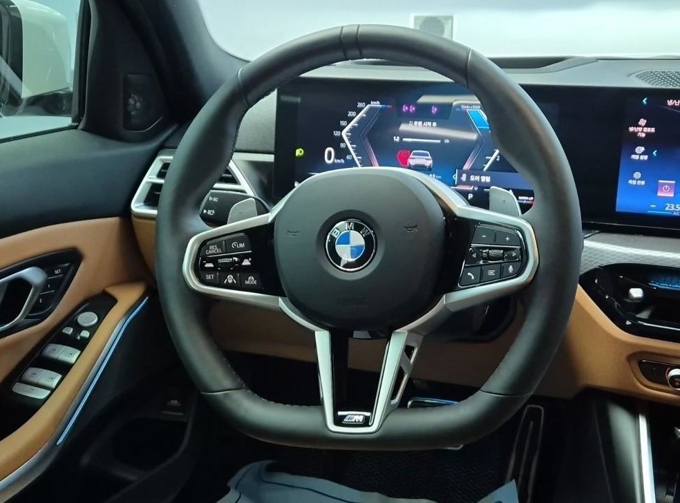 BMW 3시리즈 320d 투어링 M 스포츠 사진 18