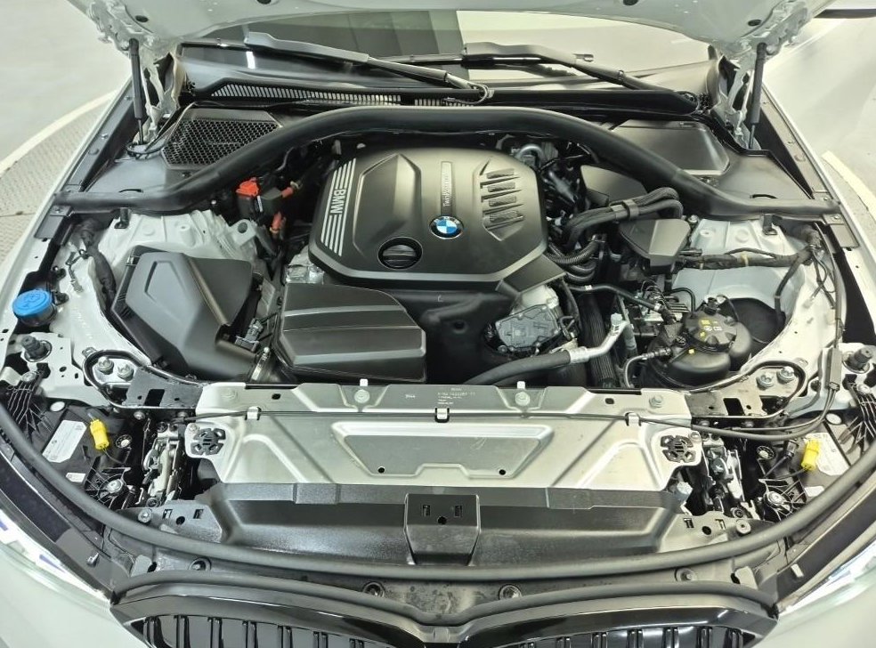 BMW 3시리즈 320d 투어링 M 스포츠 사진 19