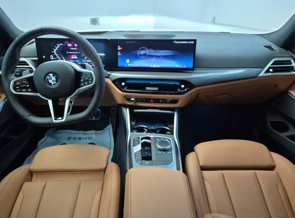 BMW 3시리즈 320d 투어링 M 스포츠 사진 7