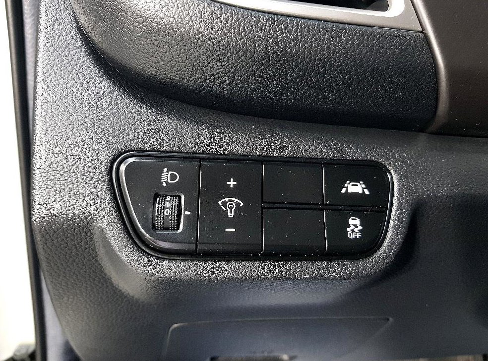기아 셀토스 가솔린 1.6 터보 4WD 사진 11