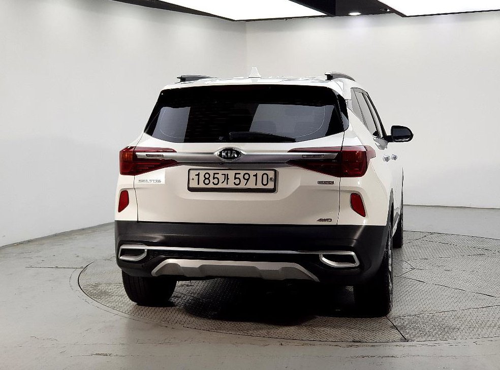 기아 셀토스 가솔린 1.6 터보 4WD 사진 3