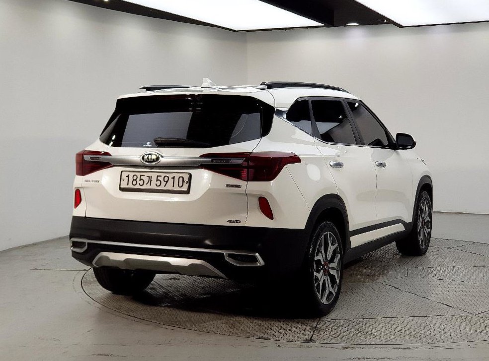 기아 셀토스 가솔린 1.6 터보 4WD 사진 4