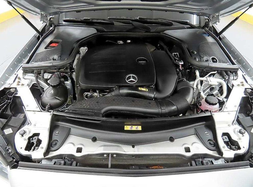 벤츠 E 클래스 E350 4MATIC AMG LINE 사진 19
