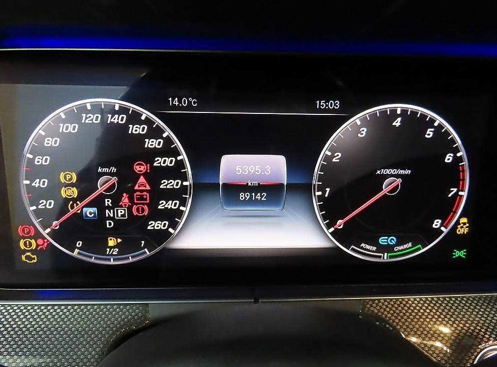 벤츠 E 클래스 E350 4MATIC AMG LINE 사진 8