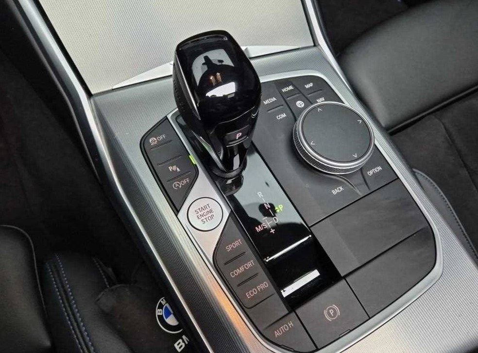 BMW 3시리즈 320i M 스포츠 사진 8