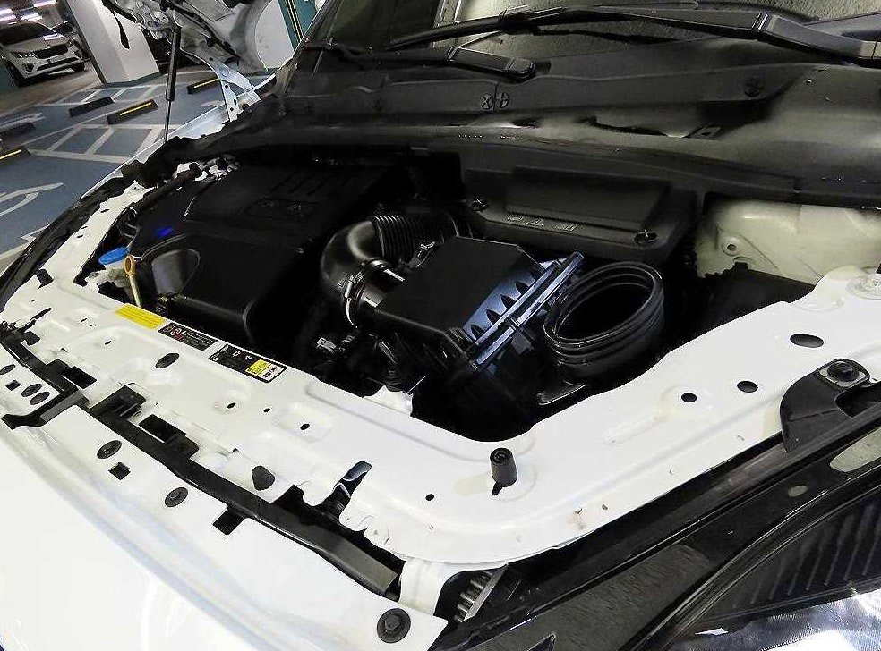 재규어 E-PACE P250 S 사진 19