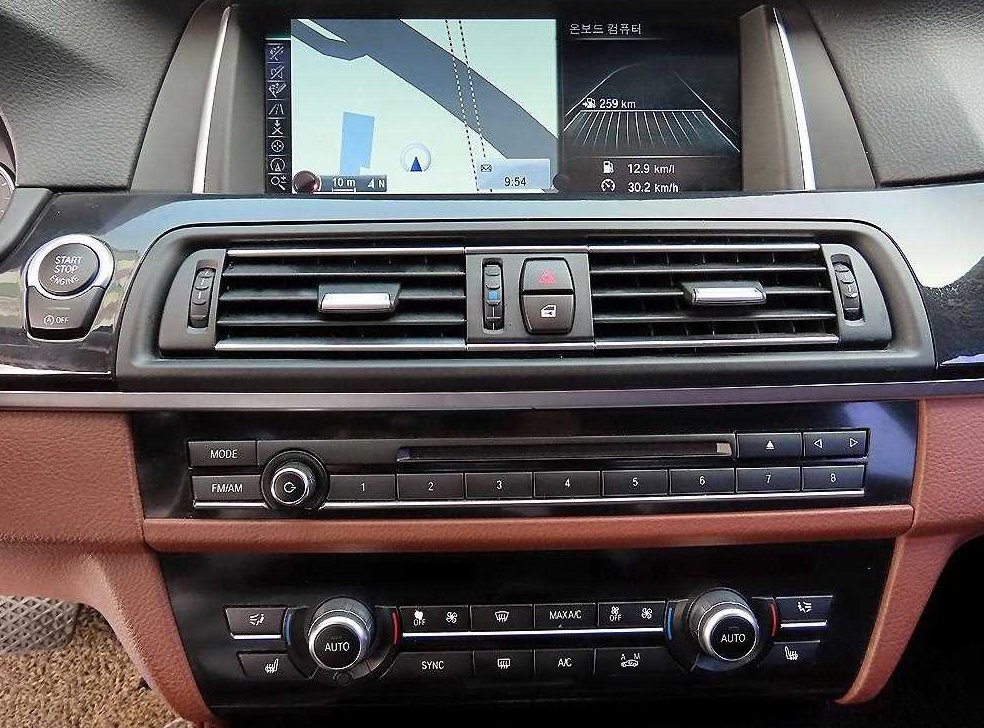 BMW 5시리즈 520d M 에어로다이나믹 프로 사진 13