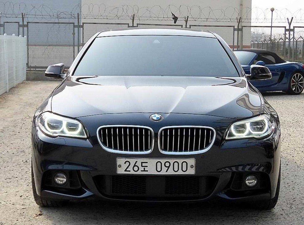 BMW 5시리즈 520d M 에어로다이나믹 프로 사진 2