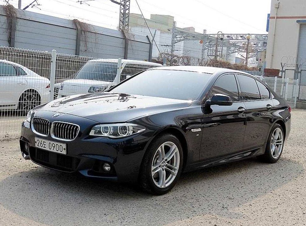 BMW 5시리즈 520d M 에어로다이나믹 프로 사진 3