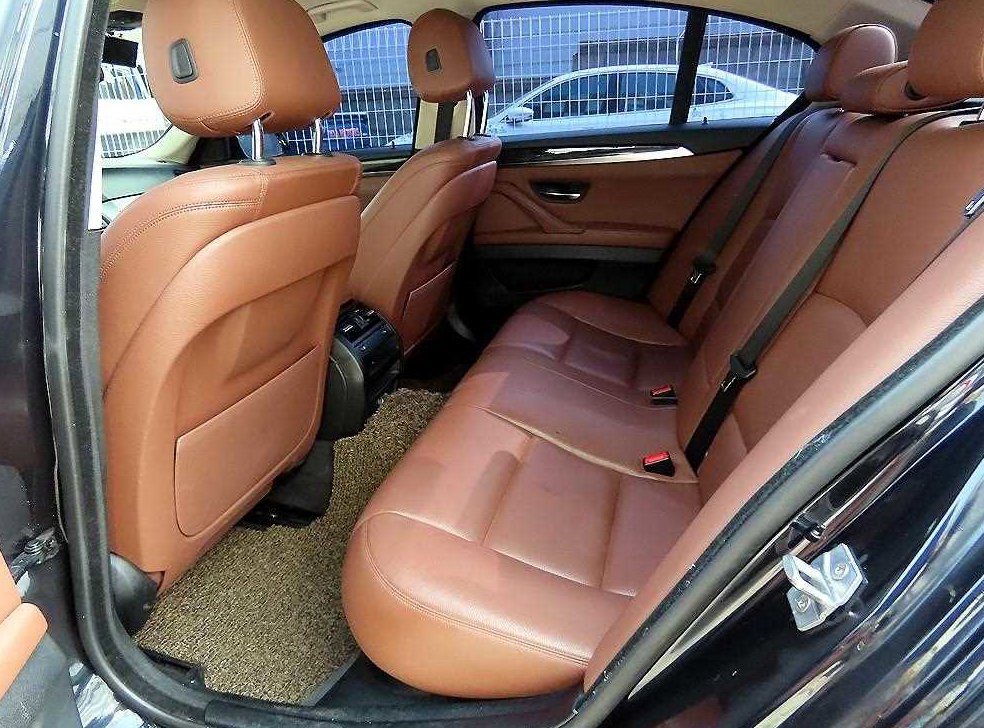 BMW 5시리즈 520d M 에어로다이나믹 프로 사진 7