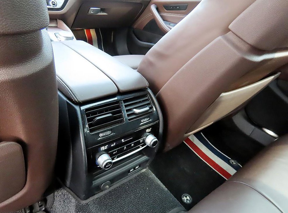 BMW 5시리즈 530i M 스포츠 플러스 사진 16