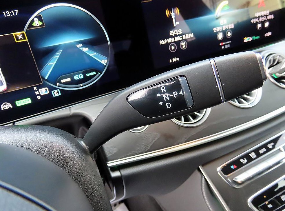 벤츠 CLS 클래스 CLS 300d 4MATIC 사진 11