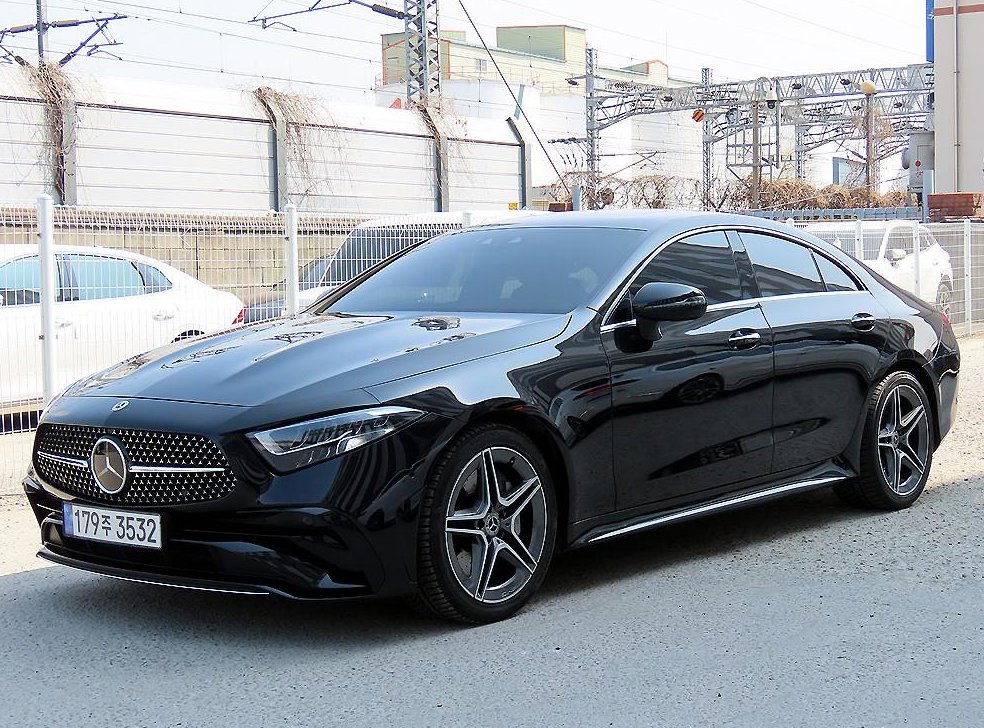 벤츠 CLS 클래스 CLS 300d 4MATIC 사진 2