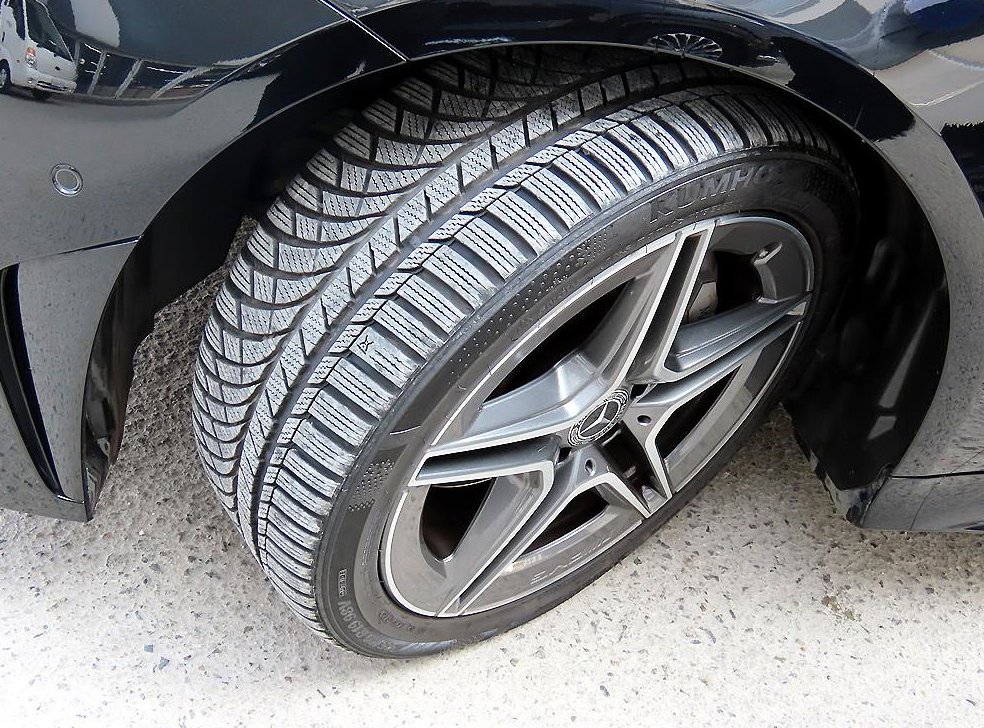 벤츠 CLS 클래스 CLS 300d 4MATIC 사진 20