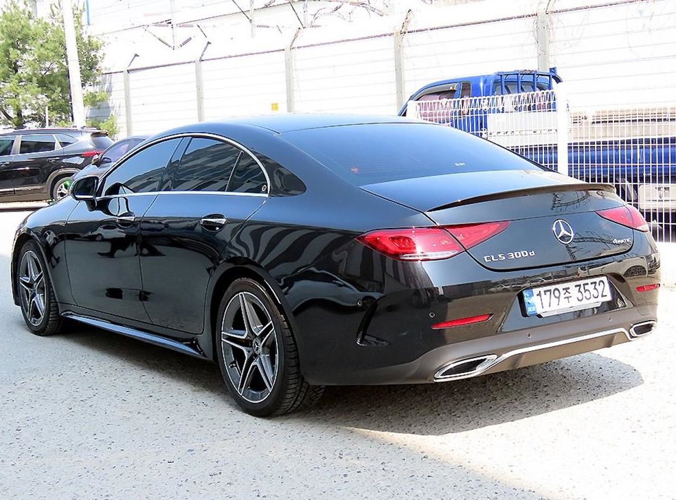 벤츠 CLS 클래스 CLS 300d 4MATIC 사진 3