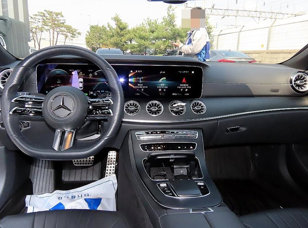 벤츠 CLS 클래스 CLS 300d 4MATIC 사진 7