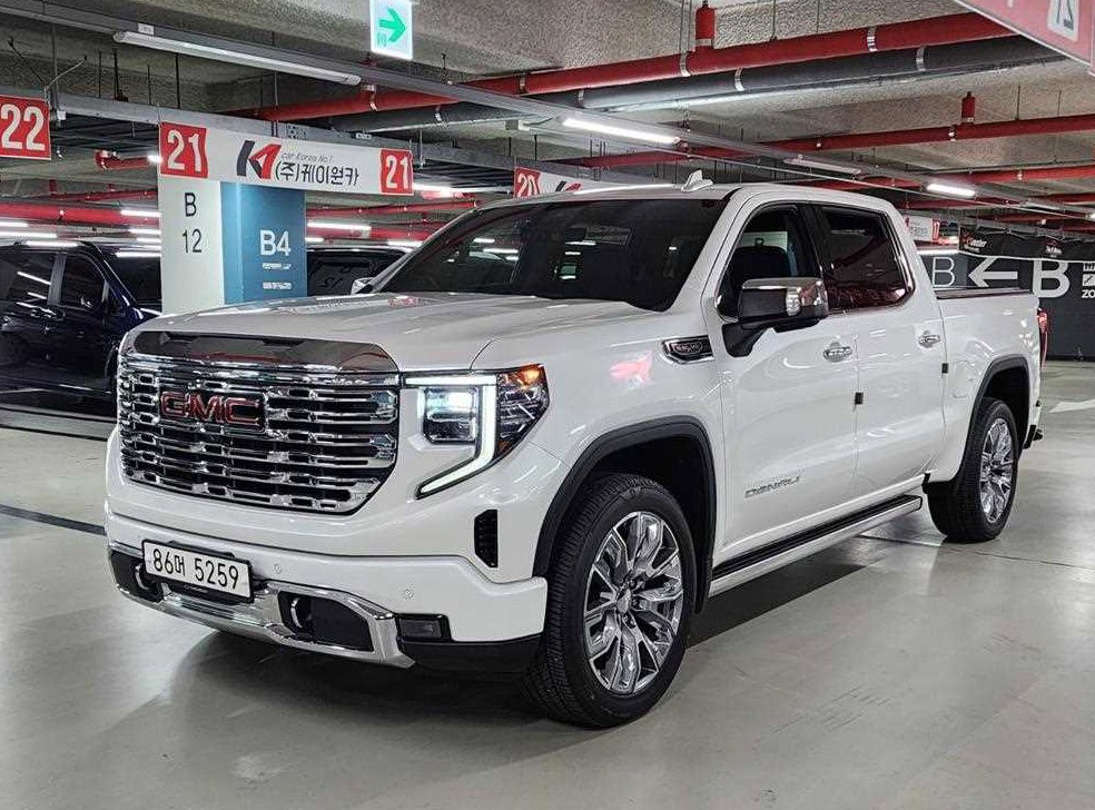 GMC 시에라 드날리