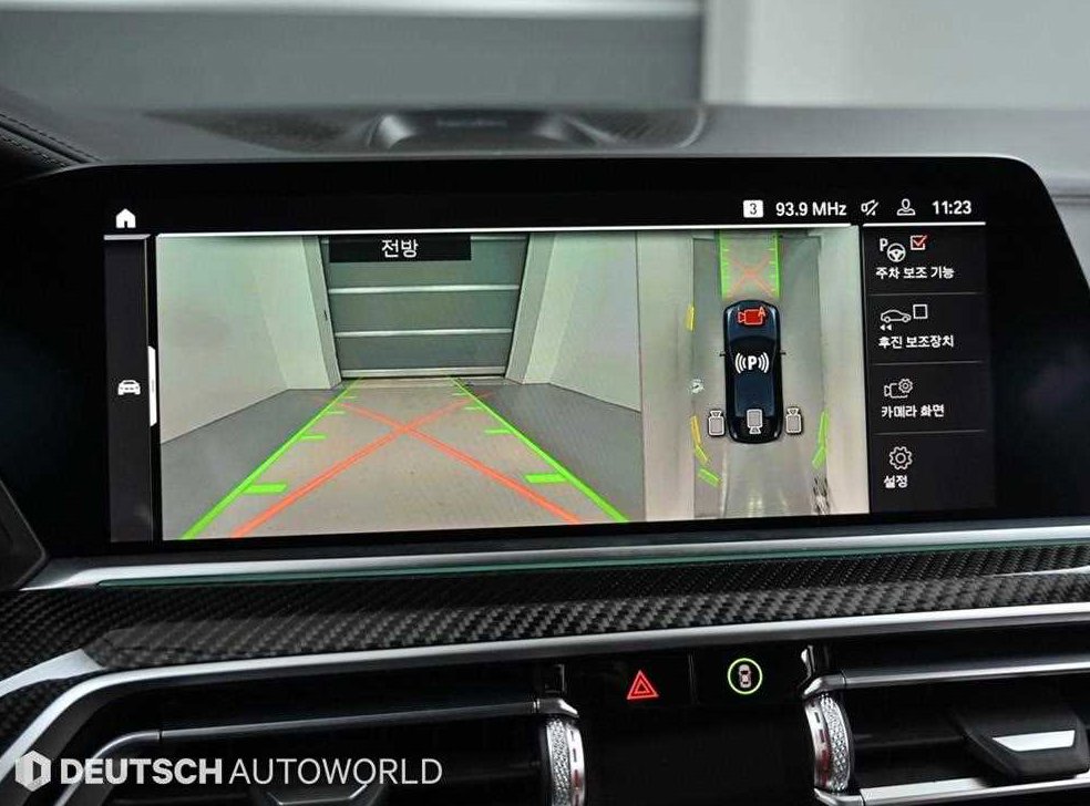 BMW X6 M50i 사진 15