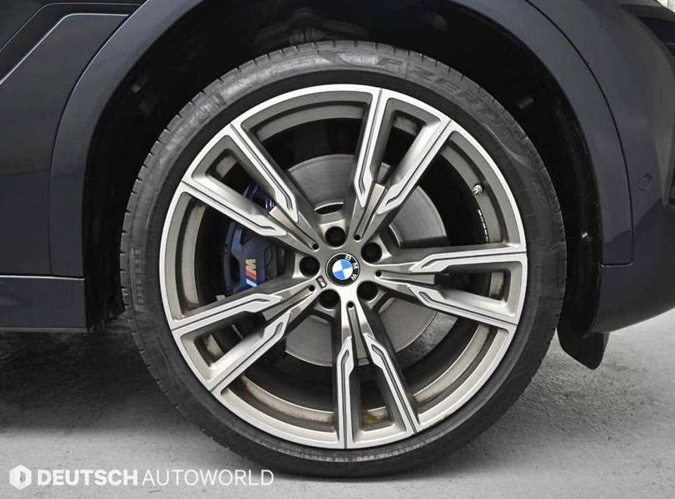BMW X6 M50i 사진 5