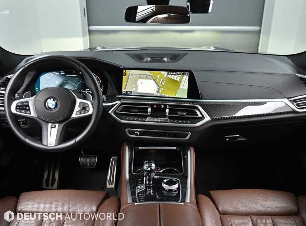 BMW X6 M50i 사진 7